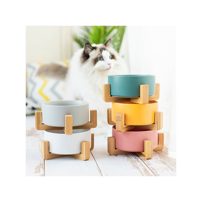 Ceramic Pet Bowls with Bamboo Frame