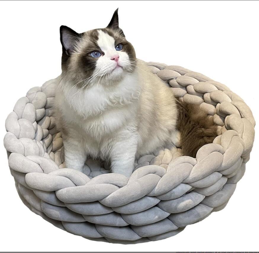 Solid Velvet Hand Woven Pet Cat Bed